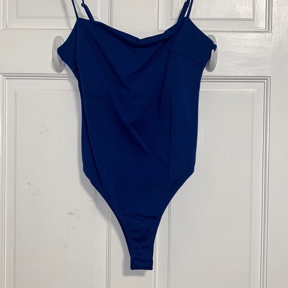 Vici Bodysuit - Picture 2 of 4